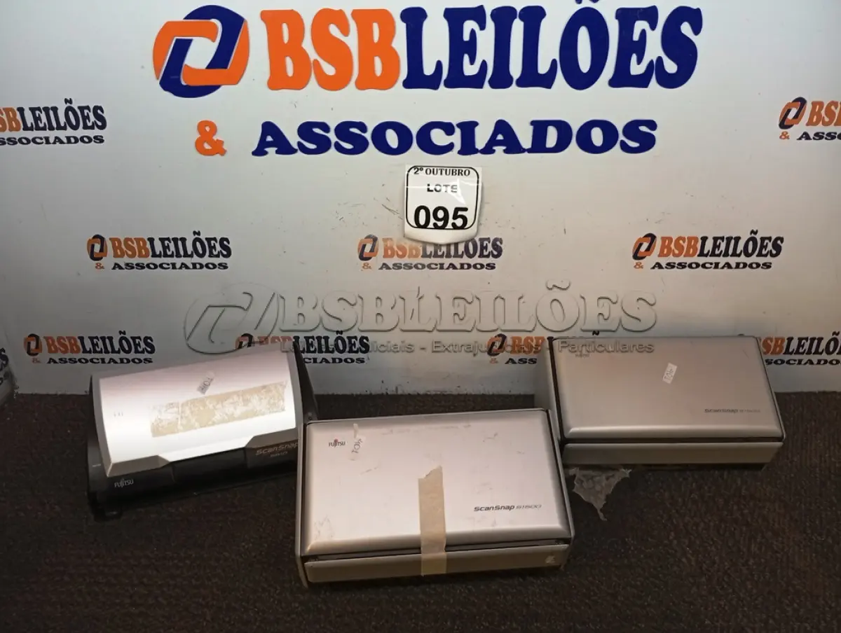 LOTE 095 - 03 SCANNERS MARCA FUJITSU. (NO ESTADO) ATENÇÃO! FAZER A VISITAÇÃO ANTES DE ARREMATAR, NÃO SABEMOS SE FUNCIONA. LEILÃO NÃO TEM GARANTIA E NEM DEVOLUÇÃO, SUJEITO A POSSÍVEIS AVARIAS VISÍVEIS/OCULTAS E/OU AUSÊNCIA DE COMPONENTES.