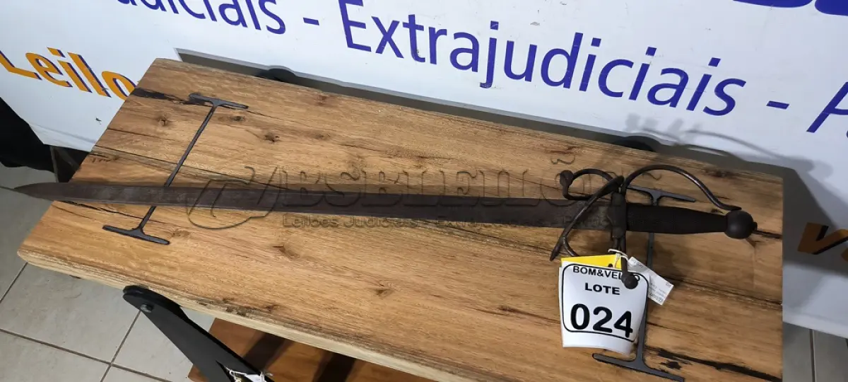 LOTE 024 - 01 ESPADA SOUVENIR - ESPANHA. (NO ESTADO)