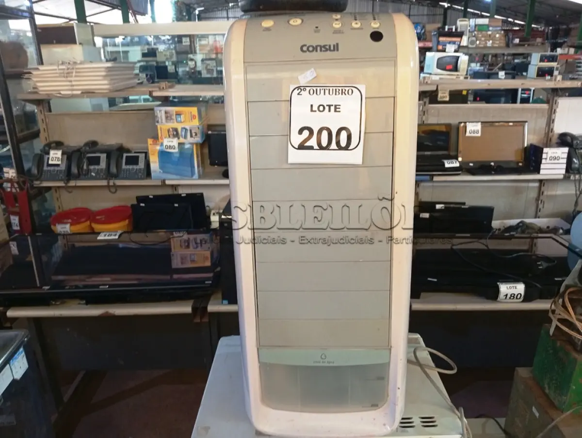 LOTE 200 - 01 UMIDIFICADOR E 01 MICRO-ONDAS SEMA PRATO MARCA ELETROLUX. (NO ESTADO) ATENÇÃO! FAZER A VISITAÇÃO ANTES DE ARREMATAR, NÃO SABEMOS SE FUNCIONA. LEILÃO NÃO TEM GARANTIA E NEM DEVOLUÇÃO, SUJEITO A POSSÍVEIS AVARIAS VISÍVEIS/OCULTAS E/OU AUSÊNCIA DE COMPONENTES.