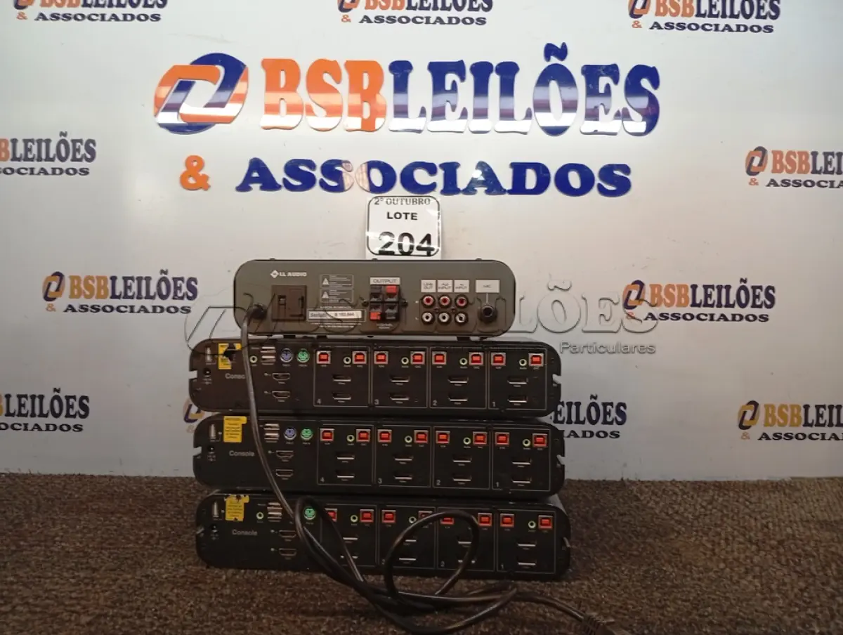 LOTE 204 - 03 DISTRIBUIDORES BELKIN 04 PORTAS E 01 AMPLIFICADOR NCA AB100. (NO ESTADO) ATENÇÃO! FAZER A VISITAÇÃO ANTES DE ARREMATAR, NÃO SABEMOS SE FUNCIONA. LEILÃO NÃO TEM GARANTIA E NEM DEVOLUÇÃO, SUJEITO A POSSÍVEIS AVARIAS VISÍVEIS/OCULTAS E/OU AUSÊNCIA DE COMPONENTES.