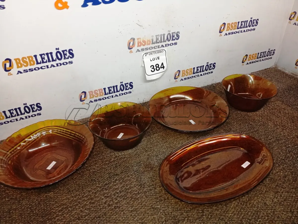 LOTE 384 - 01 CONJUNTO DE TRAVESSAS DURALEX. (NO ESTADO) ATENÇÃO! FAZER A VISITAÇÃO ANTES DE ARREMATAR, NÃO SABEMOS SE FUNCIONA. LEILÃO NÃO TEM GARANTIA E NEM DEVOLUÇÃO, SUJEITO A POSSÍVEIS AVARIAS VISÍVEIS/OCULTAS E/OU AUSÊNCIA DE COMPONENTES.