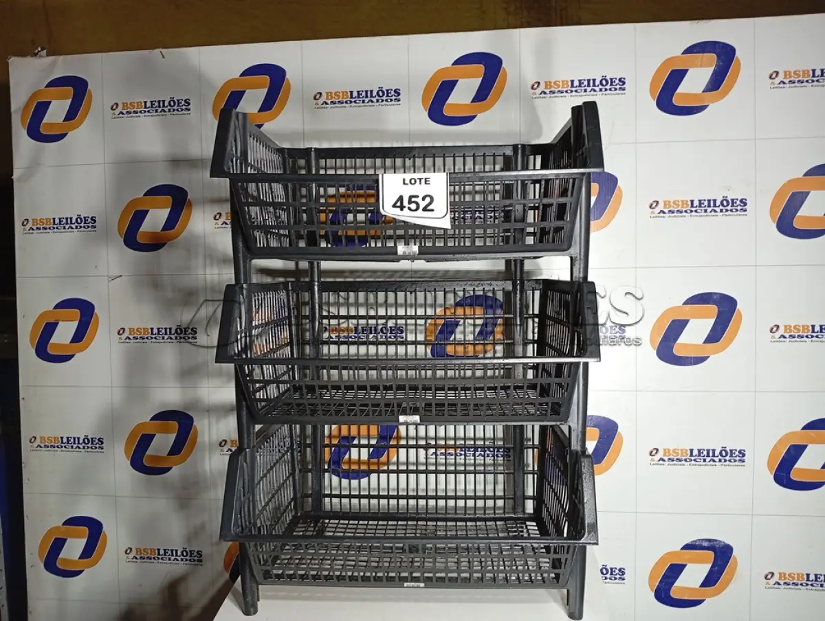 LOTE 452 - 03 CESTAS ORGANIZADORAS DE PLÁSTICO. (NO ESTADO) ATENÇÃO! FAZER A VISITAÇÃO ANTES DE ARREMATAR, NÃO SABEMOS SE FUNCIONA. LEILÃO NÃO TEM GARANTIA E NEM DEVOLUÇÃO, SUJEITO A POSSÍVEIS AVARIAS VISÍVEIS/OCULTAS E/OU AUSÊNCIA DE COMPONENTES.
