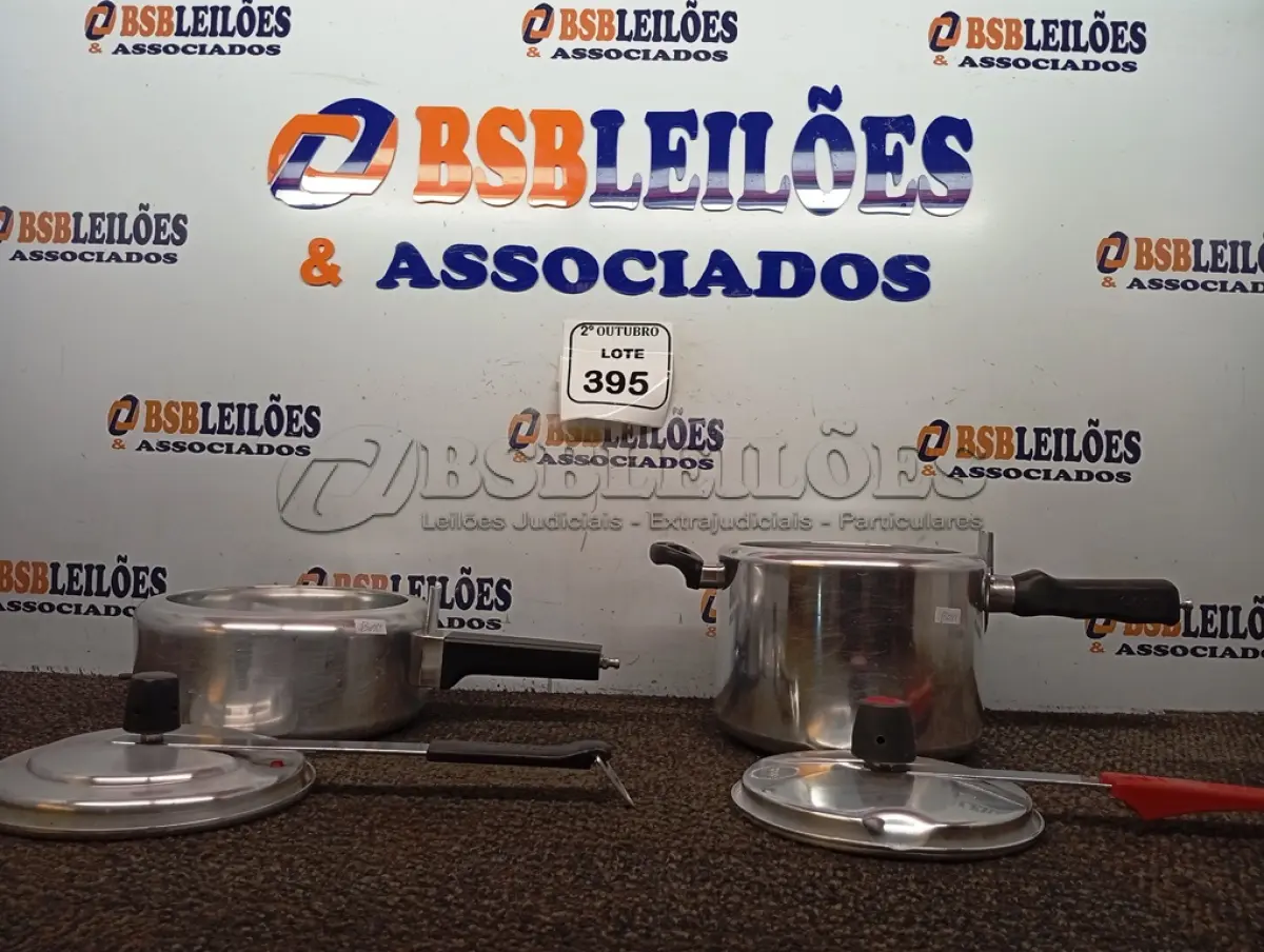 LOTE 395 - 02 PANELAS DE PRESSÃO. (NO ESTADO) ATENÇÃO! FAZER A VISITAÇÃO ANTES DE ARREMATAR, NÃO SABEMOS SE FUNCIONA. LEILÃO NÃO TEM GARANTIA E NEM DEVOLUÇÃO, SUJEITO A POSSÍVEIS AVARIAS VISÍVEIS/OCULTAS E/OU AUSÊNCIA DE COMPONENTES.