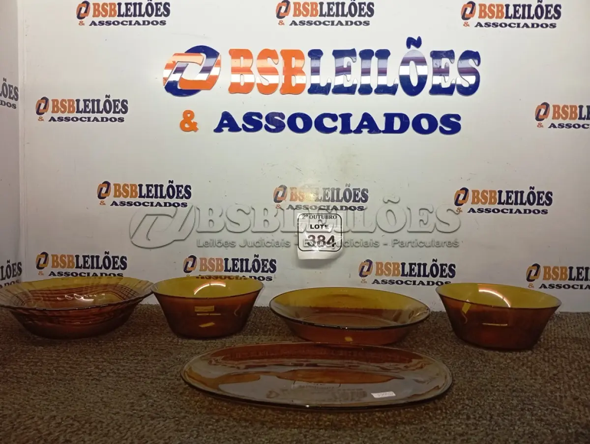 LOTE 384 - 01 CONJUNTO DE TRAVESSAS DURALEX. (NO ESTADO) ATENÇÃO! FAZER A VISITAÇÃO ANTES DE ARREMATAR, NÃO SABEMOS SE FUNCIONA. LEILÃO NÃO TEM GARANTIA E NEM DEVOLUÇÃO, SUJEITO A POSSÍVEIS AVARIAS VISÍVEIS/OCULTAS E/OU AUSÊNCIA DE COMPONENTES.
