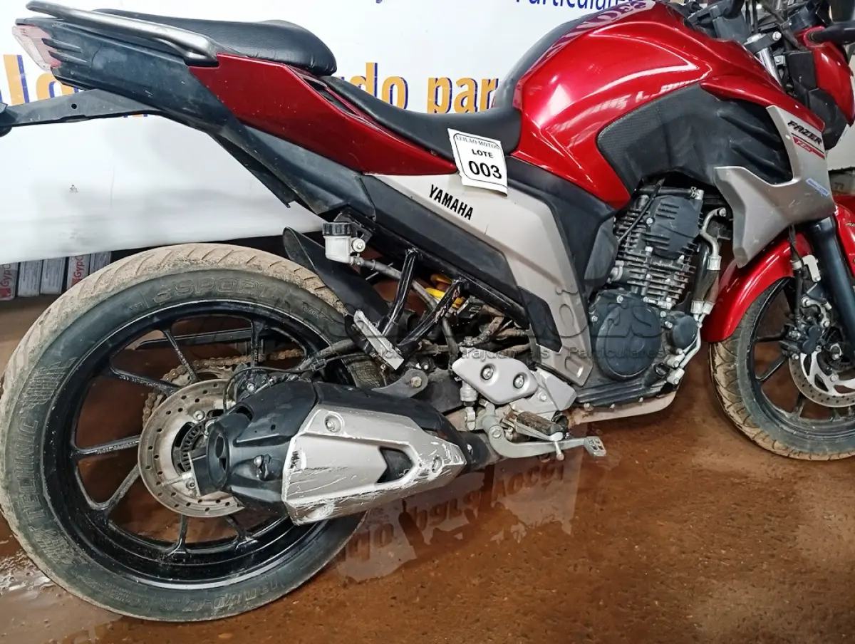 LOTE 003 - 01 MOTO YAMAHA/FZ25 FAZER; COR VERMELHA; ANO 2020. (NO ESTADO) (TODOS DOCUMENTOS 2024 PAGOS)