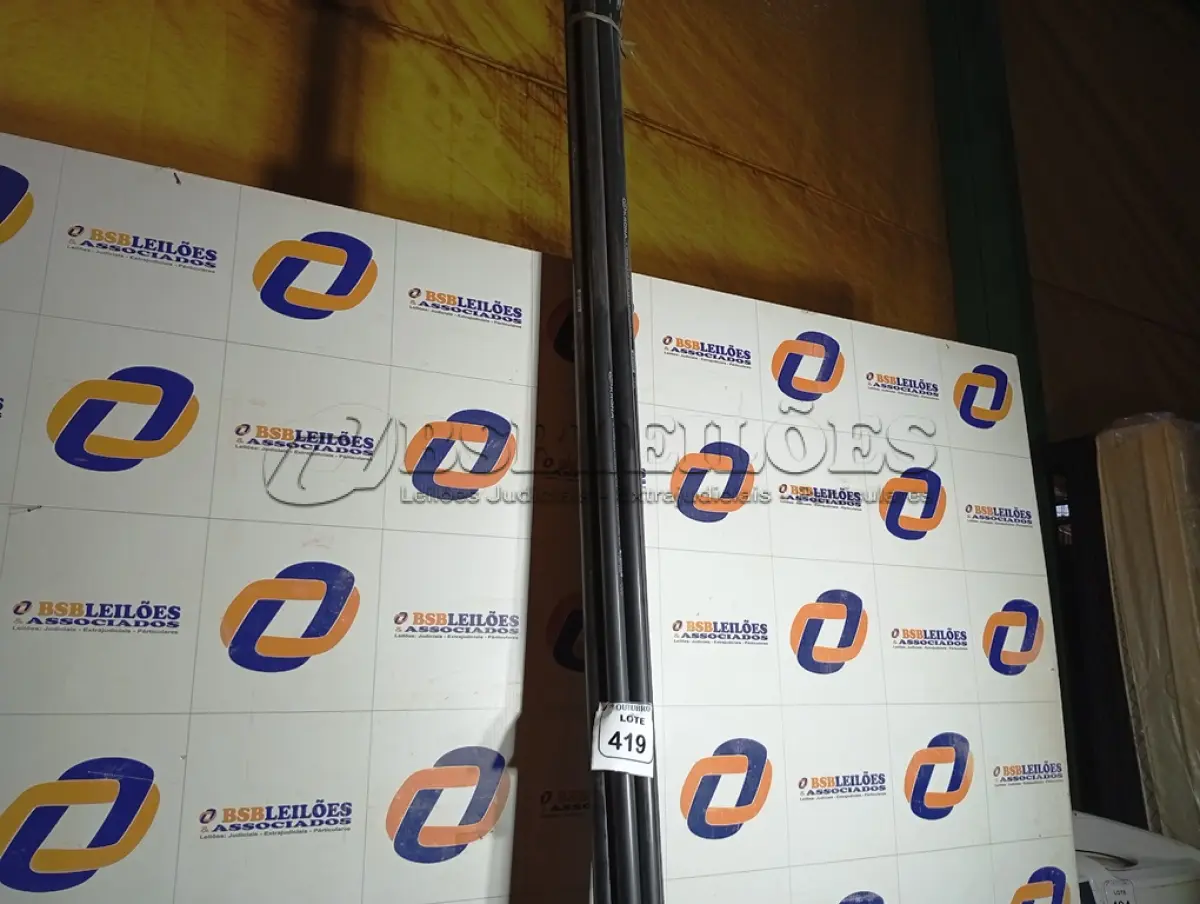 LOTE 419 - 08 ELETRODUTOS ROSCÁVEIS ANTI-CHAMAS. (NO ESTADO) ATENÇÃO! FAZER A VISITAÇÃO ANTES DE ARREMATAR, NÃO SABEMOS SE FUNCIONA. LEILÃO NÃO TEM GARANTIA E NEM DEVOLUÇÃO, SUJEITO A POSSÍVEIS AVARIAS VISÍVEIS/OCULTAS E/OU AUSÊNCIA DE COMPONENTES.