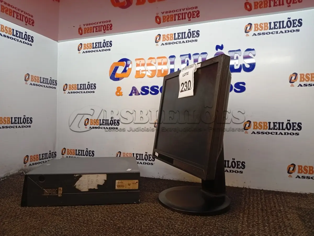 LOTE 230 - 01 CPU E 01 MONITOR. (NO ESTADO) ATENÇÃO! FAZER A VISITAÇÃO ANTES DE ARREMATAR, NÃO SABEMOS SE FUNCIONA. LEILÃO NÃO TEM GARANTIA E NEM DEVOLUÇÃO, SUJEITO A POSSÍVEIS AVARIAS VISÍVEIS/OCULTAS E/OU AUSÊNCIA DE COMPONENTES.