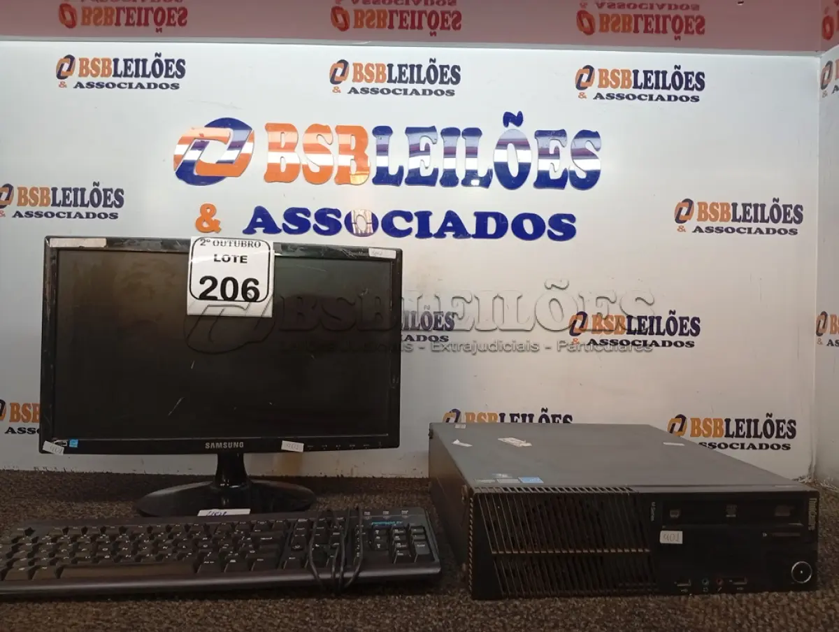 LOTE 206 - 01 CPU COMA TECLADO E 01 MONITOR. (NO ESTADO) ATENÇÃO! FAZER A VISITAÇÃO ANTES DE ARREMATAR, NÃO SABEMOS SE FUNCIONA. LEILÃO NÃO TEM GARANTIA E NEM DEVOLUÇÃO, SUJEITO A POSSÍVEIS AVARIAS VISÍVEIS/OCULTAS E/OU AUSÊNCIA DE COMPONENTES.