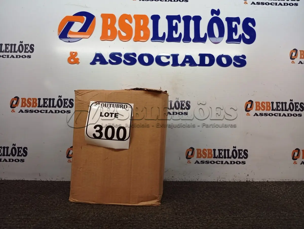LOTE 300 - 12 SELANTES PU-40 MULTIUSO DE POLIURETANO. (NO ESTADO) ATENÇÃO! FAZER A VISITAÇÃO ANTES DE ARREMATAR, NÃO SABEMOS SE FUNCIONA. LEILÃO NÃO TEM GARANTIA E NEM DEVOLUÇÃO, SUJEITO A POSSÍVEIS AVARIAS VISÍVEIS/OCULTAS E/OU AUSÊNCIA DE COMPONENTES.