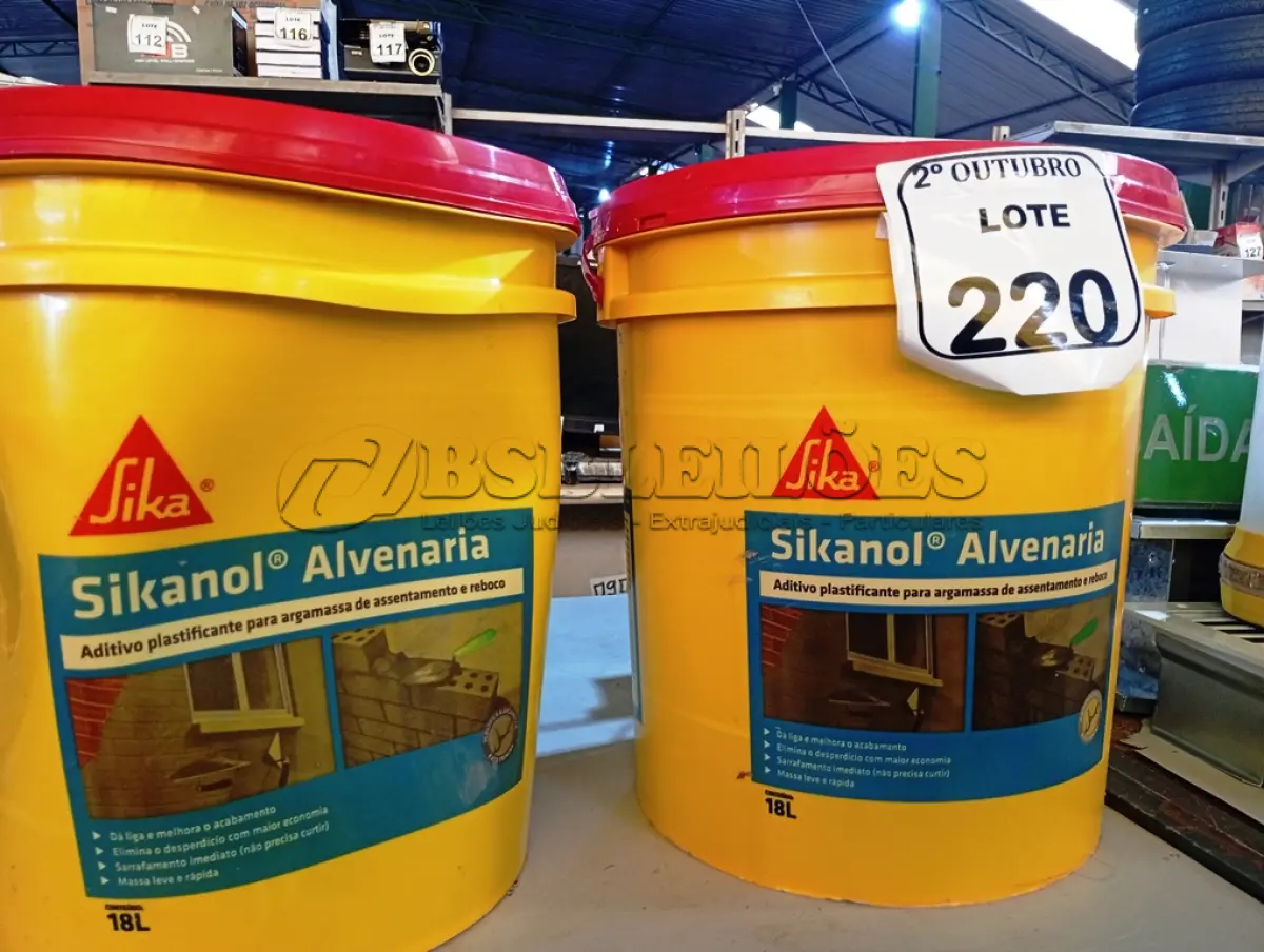 LOTE 220 - 02 BALDES DE SIKANOL ALVENARIA ADITIVO PLASTIFICANTE PARA ARGAMASSA DE ASSENTAMENTO E REBOCO, 18 LITROS CADA. (NO ESTADO) ATENÇÃO! FAZER A VISITAÇÃO ANTES DE ARREMATAR, NÃO SABEMOS SE FUNCIONA. LEILÃO NÃO TEM GARANTIA E NEM DEVOLUÇÃO, SUJEITO A POSSÍVEIS AVARIAS VISÍVEIS/OCULTAS E/OU AUSÊNCIA DE COMPONENTES.