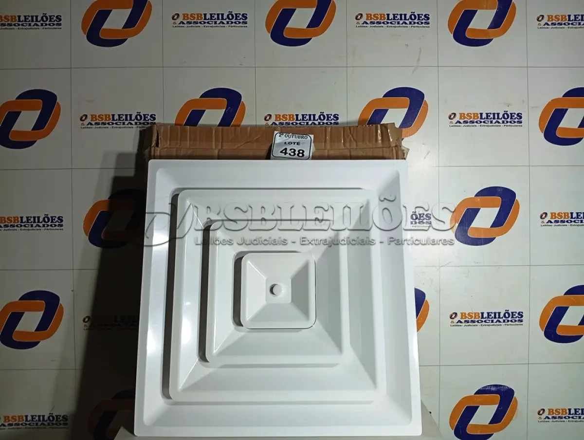 LOTE 438 - 02 TAMPAS DE VENTILAÇÃO. (NO ESTADO) ATENÇÃO! FAZER A VISITAÇÃO ANTES DE ARREMATAR, NÃO SABEMOS SE FUNCIONA. LEILÃO NÃO TEM GARANTIA E NEM DEVOLUÇÃO, SUJEITO A POSSÍVEIS AVARIAS VISÍVEIS/OCULTAS E/OU AUSÊNCIA DE COMPONENTES.