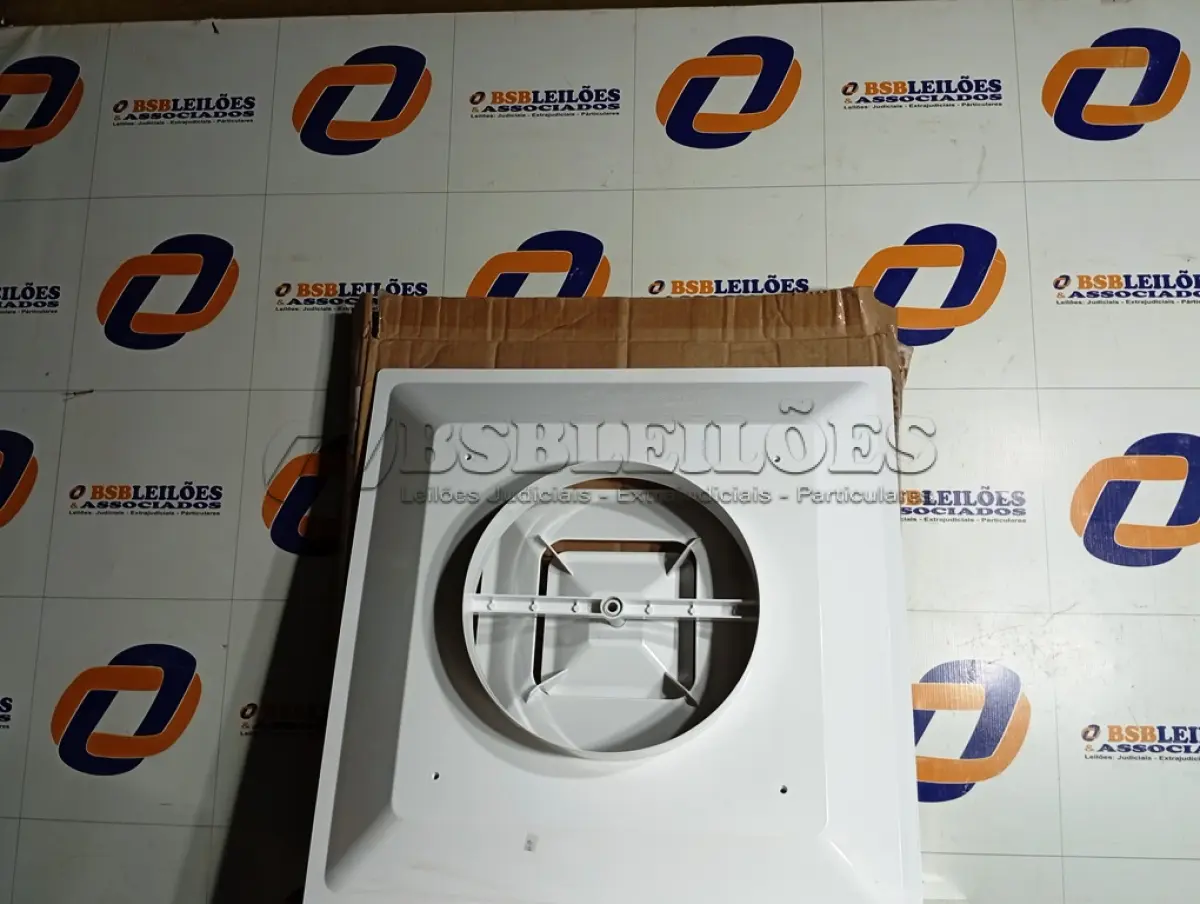 LOTE 449 - 02 TAMPAS DE VENTILAÇÃO. (NO ESTADO) ATENÇÃO! FAZER A VISITAÇÃO ANTES DE ARREMATAR, NÃO SABEMOS SE FUNCIONA. LEILÃO NÃO TEM GARANTIA E NEM DEVOLUÇÃO, SUJEITO A POSSÍVEIS AVARIAS VISÍVEIS/OCULTAS E/OU AUSÊNCIA DE COMPONENTES.
