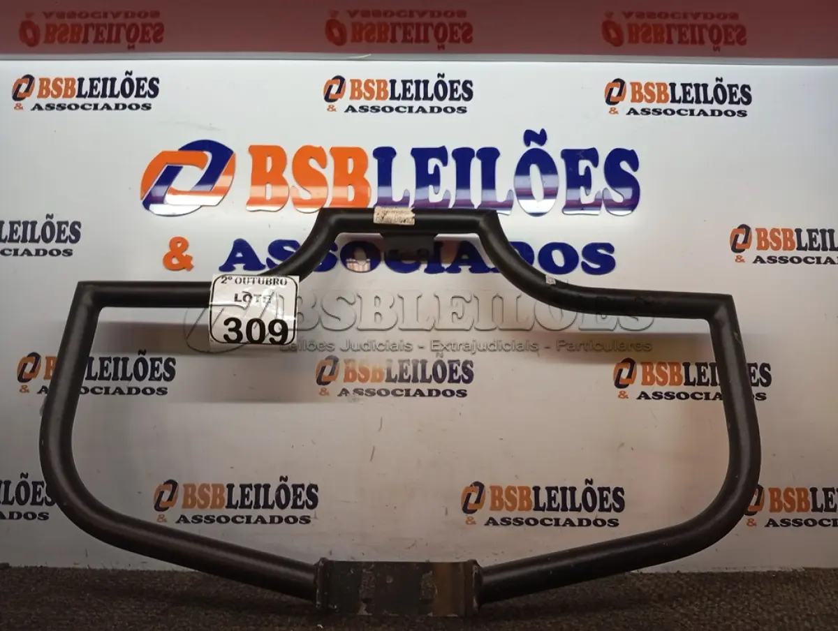 LOTE 309 - 01 MATA CACHORRO HARLEY DAVDSON. (NO ESTADO) ATENÇÃO! FAZER A VISITAÇÃO ANTES DE ARREMATAR, NÃO SABEMOS SE FUNCIONA. LEILÃO NÃO TEM GARANTIA E NEM DEVOLUÇÃO, SUJEITO A POSSÍVEIS AVARIAS VISÍVEIS/OCULTAS E/OU AUSÊNCIA DE COMPONENTES.