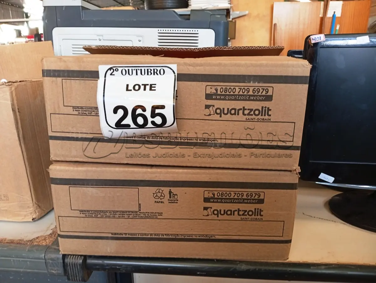 LOTE 265 - 12 REJUNTES ACRÍLICO 1KG CADA. (NO ESTADO) ATENÇÃO! FAZER A VISITAÇÃO ANTES DE ARREMATAR, NÃO SABEMOS SE FUNCIONA. LEILÃO NÃO TEM GARANTIA E NEM DEVOLUÇÃO, SUJEITO A POSSÍVEIS AVARIAS VISÍVEIS/OCULTAS E/OU AUSÊNCIA DE COMPONENTES.