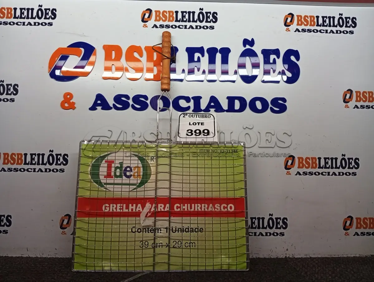 LOTE 399 - 01 GRELHA P/ CHURRASCO 39X29CM. (NO ESTADO) ATENÇÃO! FAZER A VISITAÇÃO ANTES DE ARREMATAR, NÃO SABEMOS SE FUNCIONA. LEILÃO NÃO TEM GARANTIA E NEM DEVOLUÇÃO, SUJEITO A POSSÍVEIS AVARIAS VISÍVEIS/OCULTAS E/OU AUSÊNCIA DE COMPONENTES.