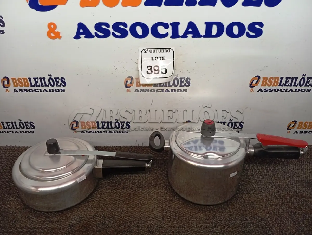 LOTE 395 - 02 PANELAS DE PRESSÃO. (NO ESTADO) ATENÇÃO! FAZER A VISITAÇÃO ANTES DE ARREMATAR, NÃO SABEMOS SE FUNCIONA. LEILÃO NÃO TEM GARANTIA E NEM DEVOLUÇÃO, SUJEITO A POSSÍVEIS AVARIAS VISÍVEIS/OCULTAS E/OU AUSÊNCIA DE COMPONENTES.