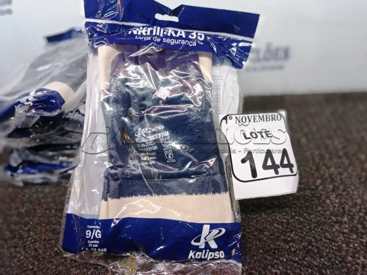 LOTE 144 - 10 PARES DE LUVAS DE SEGURANÇA NITRILI-KA35 MARCA KALIPSO TAMANHO 9/G. (NO ESTADO) ATENÇÃO! FAZER A VISITAÇÃO ANTES DE ARREMATAR, NÃO SABEMOS SE FUNCIONA. LEILÃO NÃO TEM GARANTIA E NEM DEVOLUÇÃO, SUJEITO A POSSÍVEIS AVARIAS VISÍVEIS/OCULTAS E/OU AUSÊNCIA DE COMPONENTES.