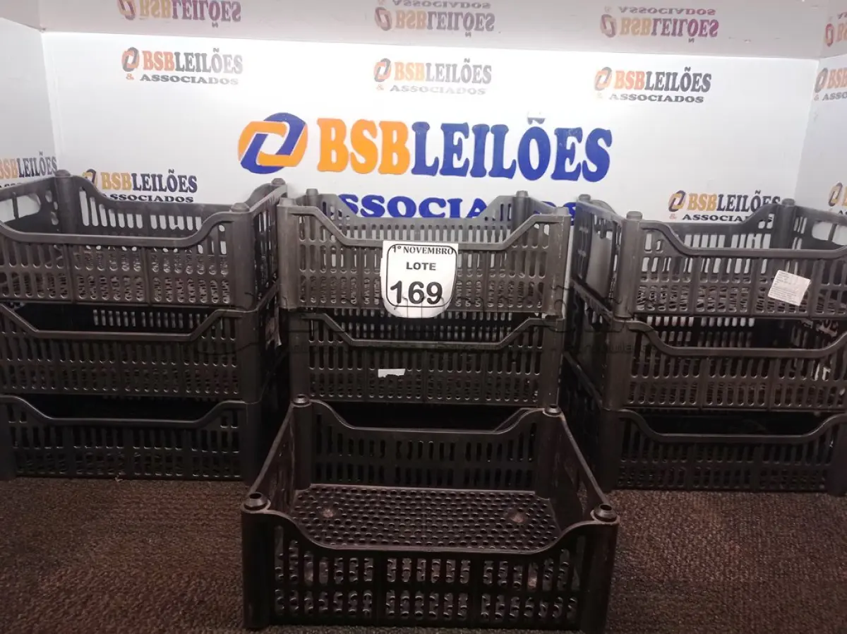 LOTE 169 - 10 CESTAS ORGANIZADORAS NA COR PRETA. (NO ESTADO) ATENÇÃO! FAZER A VISITAÇÃO ANTES DE ARREMATAR, NÃO SABEMOS SE FUNCIONA. LEILÃO NÃO TEM GARANTIA E NEM DEVOLUÇÃO, SUJEITO A POSSÍVEIS AVARIAS VISÍVEIS/OCULTAS E/OU AUSÊNCIA DE COMPONENTES.