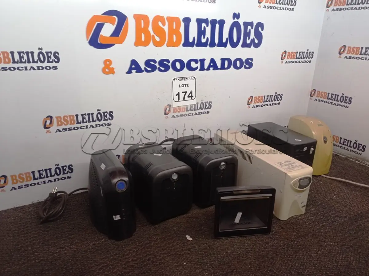 LOTE 174 - 03 NOBREAKS, 03 ESTABILIZADORES MARCAS E MODELOS DIVERSOS E 01 LEITOR DE CÓDIGO DE BARRAS. (NO ESTADO) ATENÇÃO! FAZER A VISITAÇÃO ANTES DE ARREMATAR, NÃO SABEMOS SE FUNCIONA. LEILÃO NÃO TEM GARANTIA E NEM DEVOLUÇÃO, SUJEITO A POSSÍVEIS AVARIAS VISÍVEIS/OCULTAS E/OU AUSÊNCIA DE COMPONENTES.