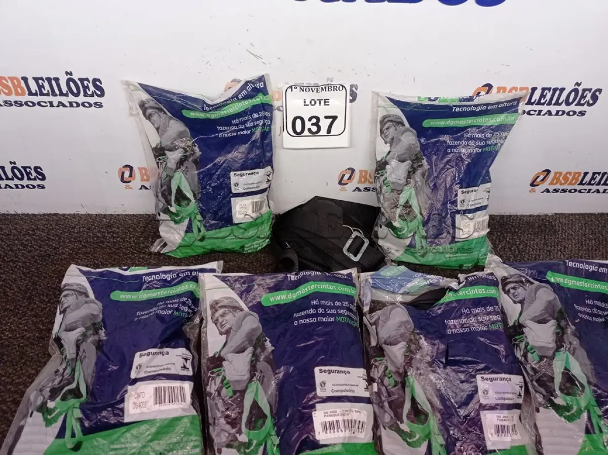 LOTE 037 - 07 CINTOS DE SEGURANÇA PARAQUEDISTA. (NO ESTADO) ATENÇÃO! FAZER A VISITAÇÃO ANTES DE ARREMATAR, NÃO SABEMOS SE FUNCIONA. LEILÃO NÃO TEM GARANTIA E NEM DEVOLUÇÃO, SUJEITO A POSSÍVEIS AVARIAS VISÍVEIS/OCULTAS E/OU AUSÊNCIA DE COMPONENTES.