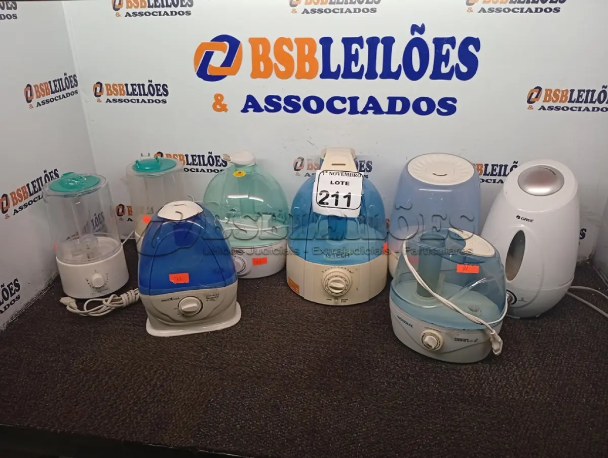 LOTE 211 - 08 UMIDIFICADORES MARCAS E MODELOS DIVERSOS. (NO ESTADO) ATENÇÃO! FAZER A VISITAÇÃO ANTES DE ARREMATAR, NÃO SABEMOS SE FUNCIONA. LEILÃO NÃO TEM GARANTIA E NEM DEVOLUÇÃO, SUJEITO A POSSÍVEIS AVARIAS VISÍVEIS/OCULTAS E/OU AUSÊNCIA DE COMPONENTES.