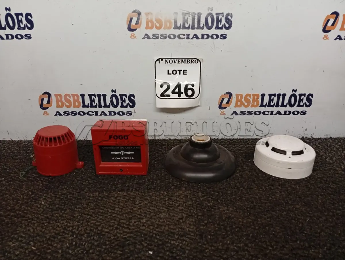 LOTE 246 - 01 LOTE COM VÁRIOS SENSORES DE INCÊNDIO E MATERIAIS DIVERSOS. (NO ESTADO) ATENÇÃO! FAZER A VISITAÇÃO ANTES DE ARREMATAR, NÃO SABEMOS SE FUNCIONA. LEILÃO NÃO TEM GARANTIA E NEM DEVOLUÇÃO, SUJEITO A POSSÍVEIS AVARIAS VISÍVEIS/OCULTAS E/OU AUSÊNCIA DE COMPONENTES.
