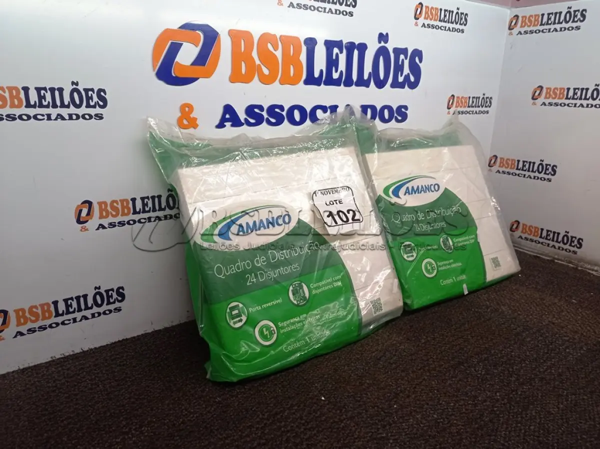 LOTE 102 - 02 QUADROS DE DISTRIBUIÇÃO, MARCA P/24 DISJUNTORES. (NO ESTADO) ATENÇÃO! FAZER A VISITAÇÃO ANTES DE ARREMATAR, NÃO SABEMOS SE FUNCIONA. LEILÃO NÃO TEM GARANTIA E NEM DEVOLUÇÃO, SUJEITO A POSSÍVEIS AVARIAS VISÍVEIS/OCULTAS E/OU AUSÊNCIA DE COMPONENTES.