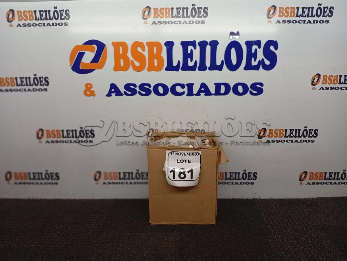 LOTE 181 - 12 SELANTES PU-40 MULTIUSO DE POLIURETANO. (NO ESTADO) ATENÇÃO! FAZER A VISITAÇÃO ANTES DE ARREMATAR, NÃO SABEMOS SE FUNCIONA. LEILÃO NÃO TEM GARANTIA E NEM DEVOLUÇÃO, SUJEITO A POSSÍVEIS AVARIAS VISÍVEIS/OCULTAS E/OU AUSÊNCIA DE COMPONENTES.