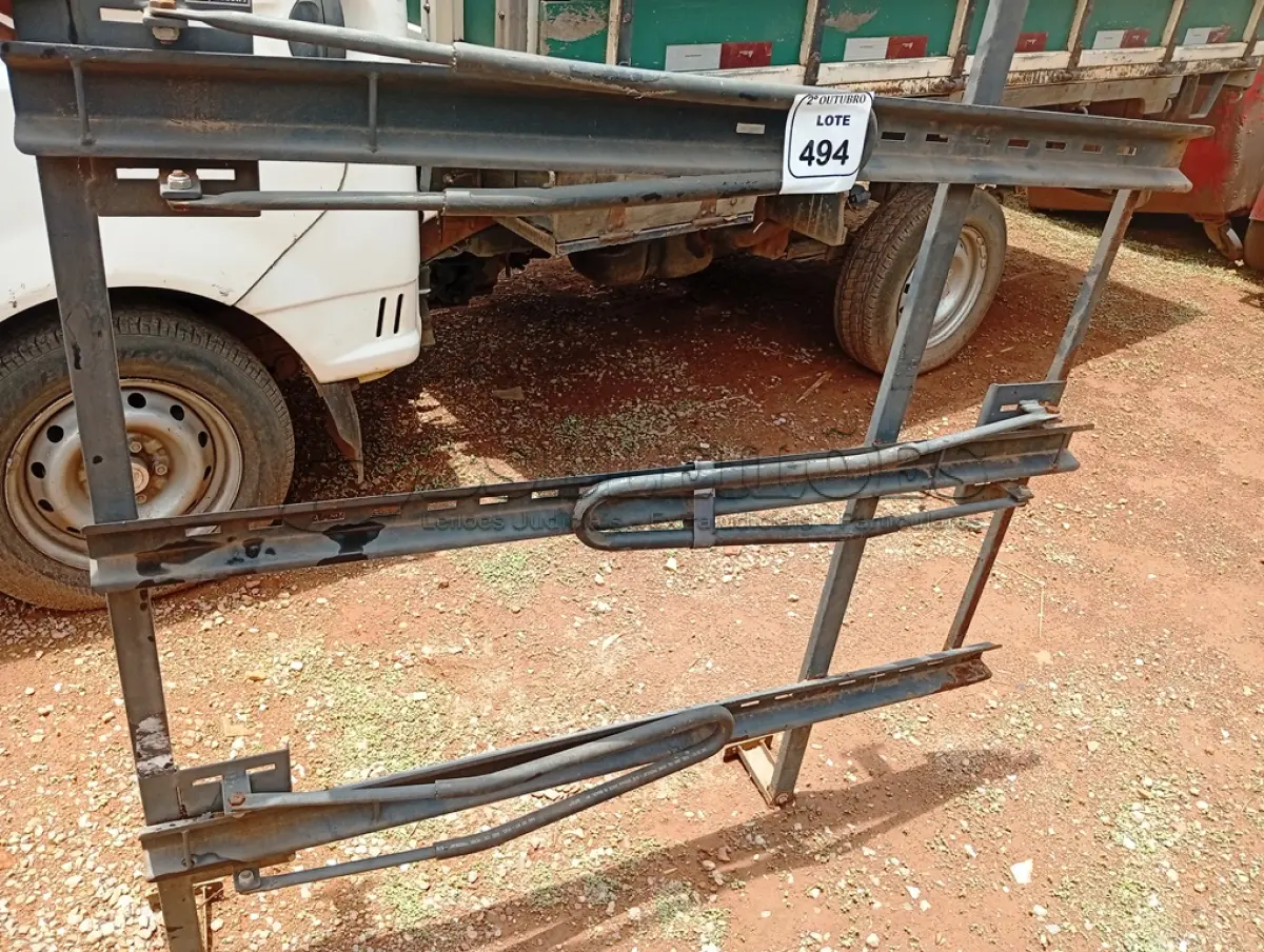 LOTE 494 - 01 TRANS BIKE P/TRANSPORTE DE BICICLETAS. (NO ESTADO) ATENÇÃO! FAZER A VISITAÇÃO ANTES DE ARREMATAR, NÃO SABEMOS SE FUNCIONA. LEILÃO NÃO TEM GARANTIA E NEM DEVOLUÇÃO, SUJEITO A POSSÍVEIS AVARIAS VISÍVEIS/OCULTAS E/OU AUSÊNCIA DE COMPONENTES.