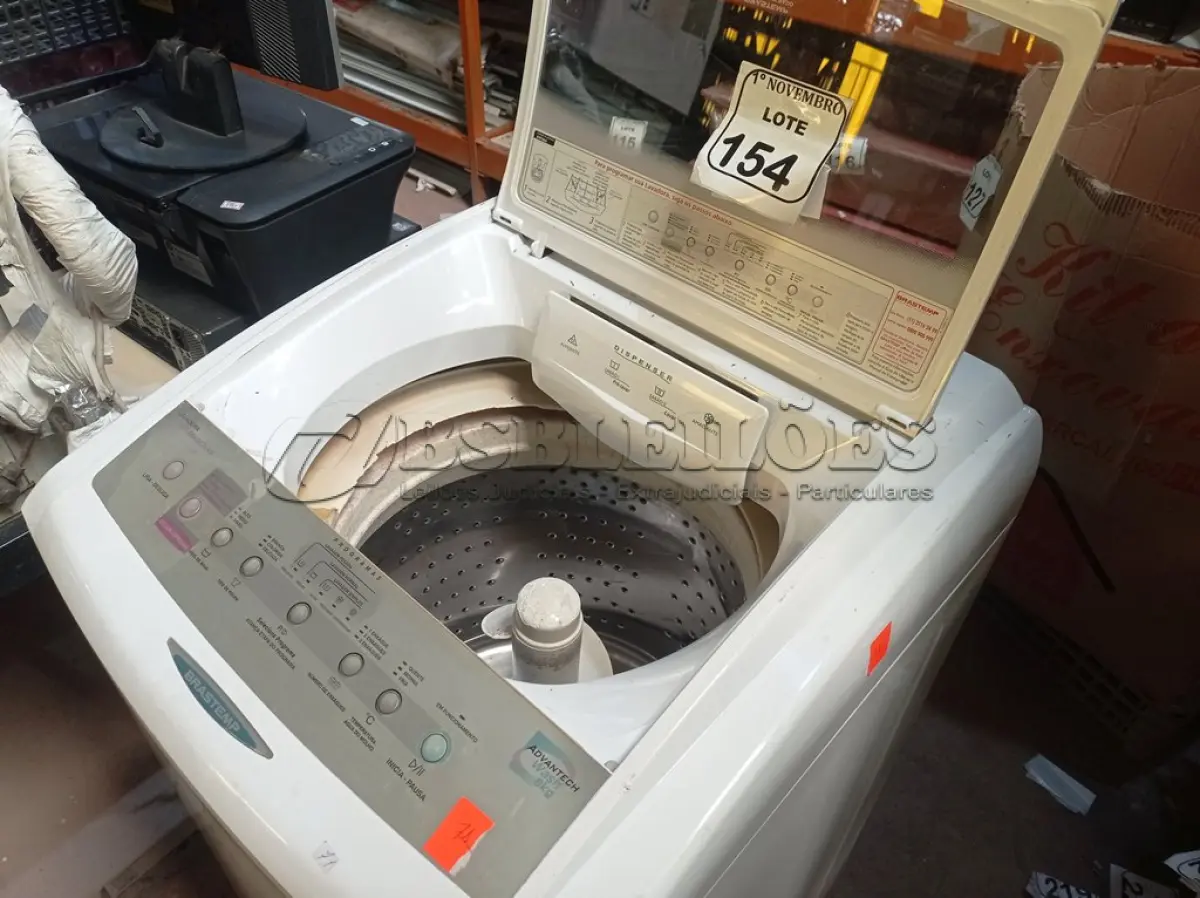 LOTE 154 - 01 MÁQUINA DE LAVAR BRASTEMP 08KG. (NO ESTADO) ATENÇÃO! FAZER A VISITAÇÃO ANTES DE ARREMATAR, NÃO SABEMOS SE FUNCIONA. LEILÃO NÃO TEM GARANTIA E NEM DEVOLUÇÃO, SUJEITO A POSSÍVEIS AVARIAS VISÍVEIS/OCULTAS E/OU AUSÊNCIA DE COMPONENTES.