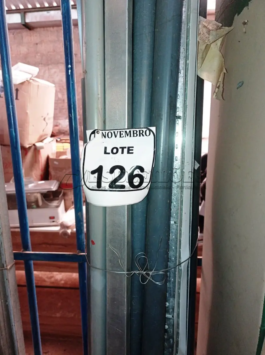 LOTE 126 - 01 LOTE C/DIVERSAS TUBULAÇÕES ELÉTRICAS. (NO ESTADO) ATENÇÃO! FAZER A VISITAÇÃO ANTES DE ARREMATAR, NÃO SABEMOS SE FUNCIONA. LEILÃO NÃO TEM GARANTIA E NEM DEVOLUÇÃO, SUJEITO A POSSÍVEIS AVARIAS VISÍVEIS/OCULTAS E/OU AUSÊNCIA DE COMPONENTES.