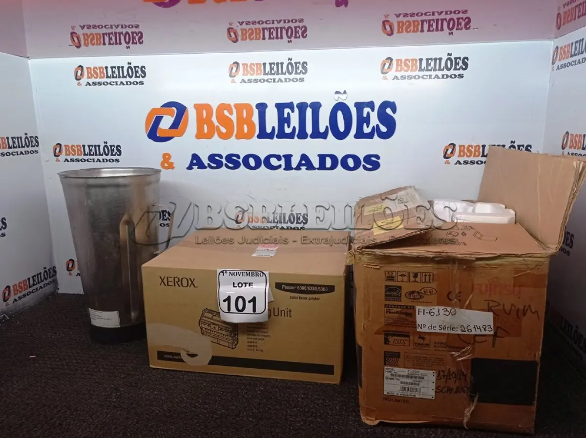LOTE 101 - 01 SCANNER FUJITSU E 01 TONNER XEROX PHASER 6300/6350/6360 E 01 COPO P/LIQUIDIFICADOR INDUSTRIAL. (NO ESTADO) ATENÇÃO! FAZER A VISITAÇÃO ANTES DE ARREMATAR, NÃO SABEMOS SE FUNCIONA. LEILÃO NÃO TEM GARANTIA E NEM DEVOLUÇÃO, SUJEITO A POSSÍVEIS AVARIAS VISÍVEIS/OCULTAS E/OU AUSÊNCIA DE COMPONENTES.