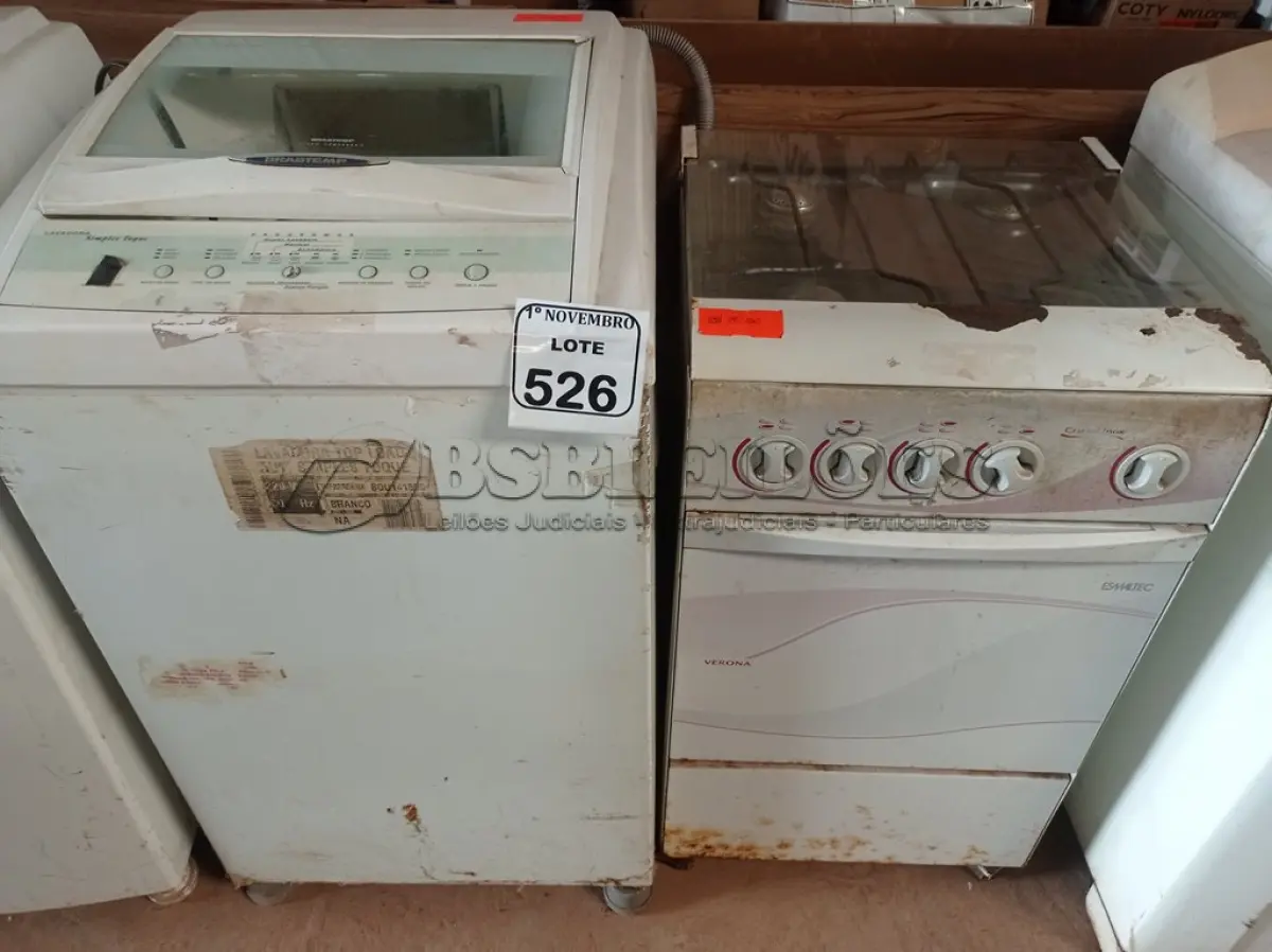 LOTE 526 - 01 MÁQUINA DE LAVAR ROUPAS BRASTEMP 06KG E 01 FOGÃO 04 BOCAS. (NO ESTADO) ATENÇÃO! FAZER A VISITAÇÃO ANTES DE ARREMATAR, NÃO SABEMOS SE FUNCIONA. LEILÃO NÃO TEM GARANTIA E NEM DEVOLUÇÃO, SUJEITO A POSSÍVEIS AVARIAS VISÍVEIS/OCULTAS E/OU AUSÊNCIA DE COMPONENTES.