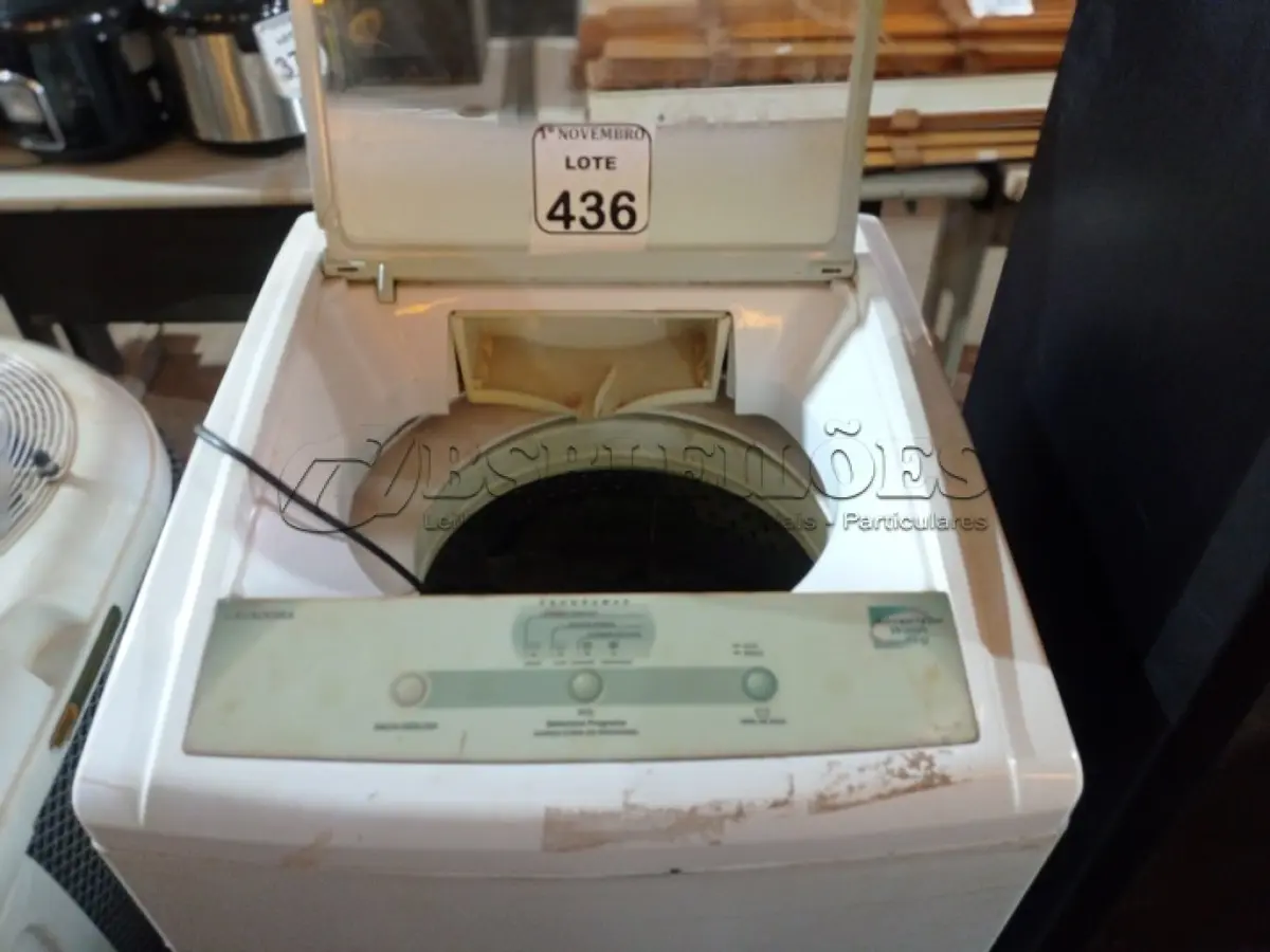 LOTE 436 - 01 MÁQUINA DE LAVAR ROUPAS BRASTEMP 06KG 220V. (NO ESTADO) ATENÇÃO! FAZER A VISITAÇÃO ANTES DE ARREMATAR, NÃO SABEMOS SE FUNCIONA. LEILÃO NÃO TEM GARANTIA E NEM DEVOLUÇÃO, SUJEITO A POSSÍVEIS AVARIAS VISÍVEIS/OCULTAS E/OU AUSÊNCIA DE COMPONENTES.