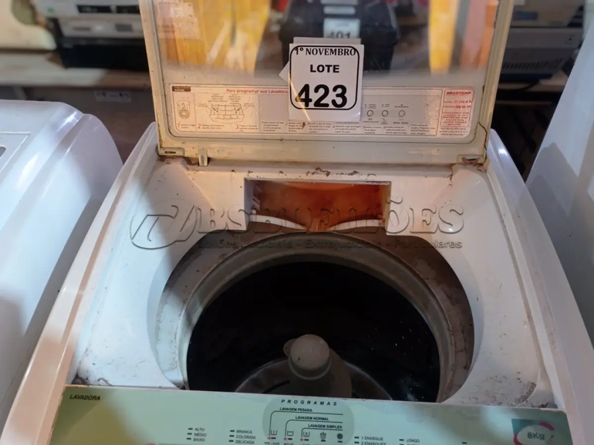 LOTE 423 - 01 MÁQUINA DE LAVAR MARCA BRASTEMP 08KG. (NO ESTADO) ATENÇÃO! FAZER A VISITAÇÃO ANTES DE ARREMATAR, NÃO SABEMOS SE FUNCIONA. LEILÃO NÃO TEM GARANTIA E NEM DEVOLUÇÃO, SUJEITO A POSSÍVEIS AVARIAS VISÍVEIS/OCULTAS E/OU AUSÊNCIA DE COMPONENTES.