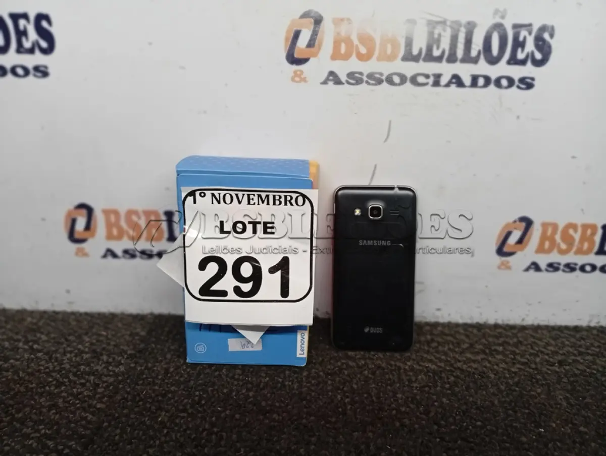 LOTE 291 - 01 CELULAR J3. (NO ESTADO) ATENÇÃO! FAZER A VISITAÇÃO ANTES DE ARREMATAR, NÃO SABEMOS SE FUNCIONA. LEILÃO NÃO TEM GARANTIA E NEM DEVOLUÇÃO, SUJEITO A POSSÍVEIS AVARIAS VISÍVEIS/OCULTAS E/OU AUSÊNCIA DE COMPONENTES.