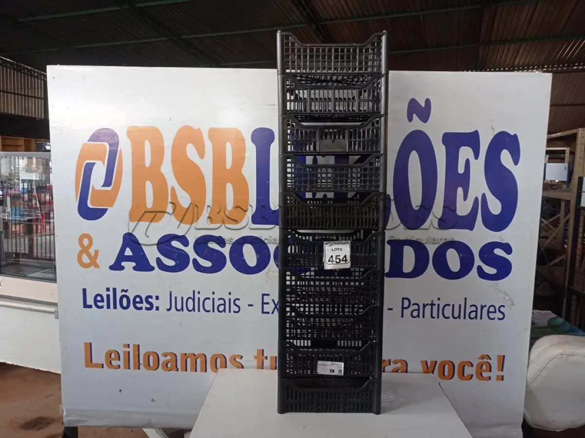 LOTE 454 - 10 CESTAS ORGANIZADORAS NA COR PRETA. (NO ESTADO) ATENÇÃO! FAZER A VISITAÇÃO ANTES DE ARREMATAR, NÃO SABEMOS SE FUNCIONA. LEILÃO NÃO TEM GARANTIA E NEM DEVOLUÇÃO, SUJEITO A POSSÍVEIS AVARIAS VISÍVEIS/OCULTAS E/OU AUSÊNCIA DE COMPONENTES.