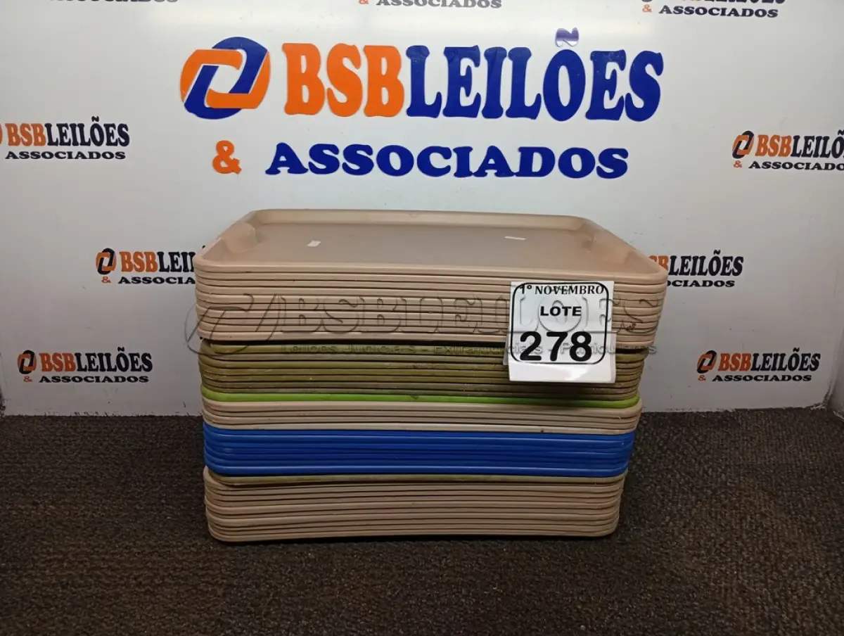 LOTE 278 - 01 LOTE COM APROXIMADAMENTE 40 BANDEJAS DIVERSAS. (NO ESTADO) ATENÇÃO! FAZER A VISITAÇÃO ANTES DE ARREMATAR, NÃO SABEMOS SE FUNCIONA. LEILÃO NÃO TEM GARANTIA E NEM DEVOLUÇÃO, SUJEITO A POSSÍVEIS AVARIAS VISÍVEIS/OCULTAS E/OU AUSÊNCIA DE COMPONENTES.