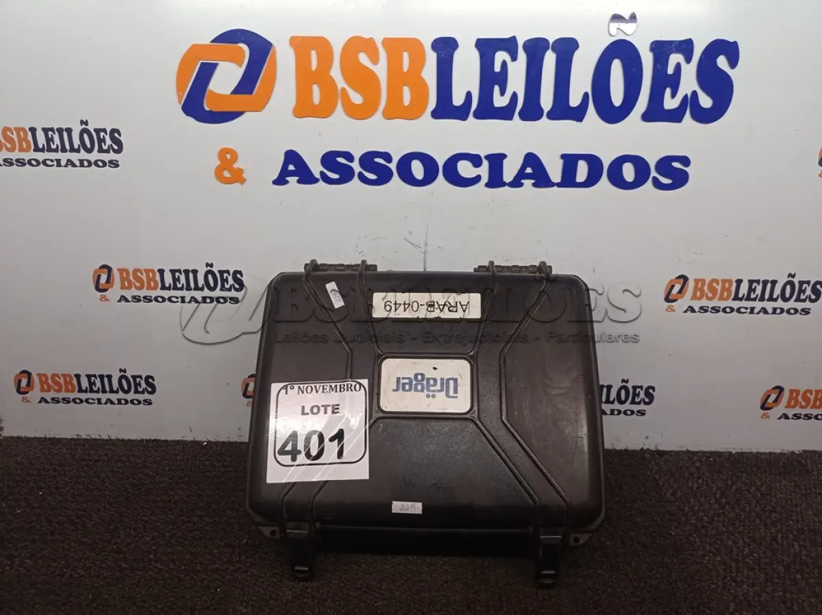 LOTE 401 - 01 BAFÔMETRO MARCA DRAGER. (NO ESTADO) ATENÇÃO! FAZER A VISITAÇÃO ANTES DE ARREMATAR, NÃO SABEMOS SE FUNCIONA. LEILÃO NÃO TEM GARANTIA E NEM DEVOLUÇÃO, SUJEITO A POSSÍVEIS AVARIAS VISÍVEIS/OCULTAS E/OU AUSÊNCIA DE COMPONENTES.