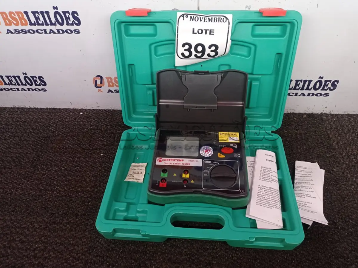 LOTE 393 - 01 APARELHO DE MEDIÇÃO DE ATERRAMENTO. (NO ESTADO) ATENÇÃO! FAZER A VISITAÇÃO ANTES DE ARREMATAR, NÃO SABEMOS SE FUNCIONA. LEILÃO NÃO TEM GARANTIA E NEM DEVOLUÇÃO, SUJEITO A POSSÍVEIS AVARIAS VISÍVEIS/OCULTAS E/OU AUSÊNCIA DE COMPONENTES.