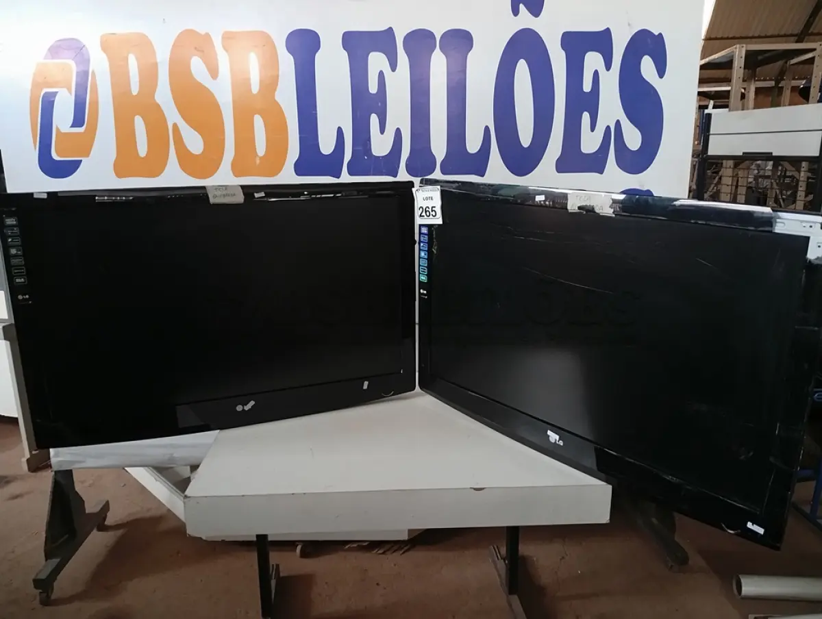 LOTE 265 - 02 TV”S MARCA LG 42” P/RETIRADA DE PEÇAS. (NO ESTADO) ATENÇÃO! FAZER A VISITAÇÃO ANTES DE ARREMATAR, NÃO SABEMOS SE FUNCIONA. LEILÃO NÃO TEM GARANTIA E NEM DEVOLUÇÃO, SUJEITO A POSSÍVEIS AVARIAS VISÍVEIS/OCULTAS E/OU AUSÊNCIA DE COMPONENTES.