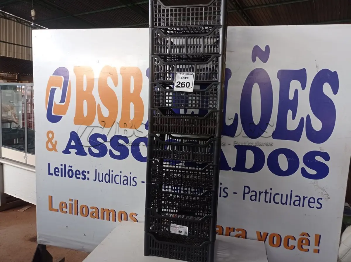 LOTE 260 - 10 CESTAS ORGANIZADORAS NA COR PRETA. (NO ESTADO) ATENÇÃO! FAZER A VISITAÇÃO ANTES DE ARREMATAR, NÃO SABEMOS SE FUNCIONA. LEILÃO NÃO TEM GARANTIA E NEM DEVOLUÇÃO, SUJEITO A POSSÍVEIS AVARIAS VISÍVEIS/OCULTAS E/OU AUSÊNCIA DE COMPONENTES.