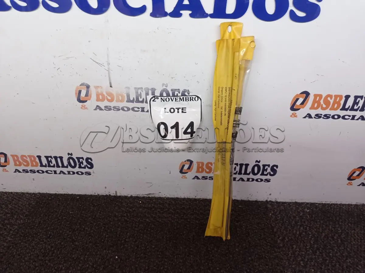 LOTE 014 - 04 BROCAS P/ FURADEIRA MOURÃO E FIBROCIMENTO 3/8 X 320MM(NOVO). (NO ESTADO) ATENÇÃO! FAZER A VISITAÇÃO ANTES DE ARREMATAR, NÃO SABEMOS SE FUNCIONA. LEILÃO NÃO TEM GARANTIA E NEM DEVOLUÇÃO, SUJEITO A POSSÍVEIS AVARIAS VISÍVEIS/OCULTAS E/OU AUSÊNCIA DE COMPONENTES.
