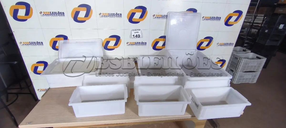 LOTE 149 - 07 CAIXAS ORGANIZADORAS EM PLÁSTICO TAMANHOS DIVERSOS. (NO ESTADO) ATENÇÃO! FAZER A VISITAÇÃO ANTES DE ARREMATAR, NÃO SABEMOS SE FUNCIONA. LEILÃO NÃO TEM GARANTIA E NEM DEVOLUÇÃO, SUJEITO A POSSÍVEIS AVARIAS VISÍVEIS/OCULTAS E/OU AUSÊNCIA DE COMPONENTES.