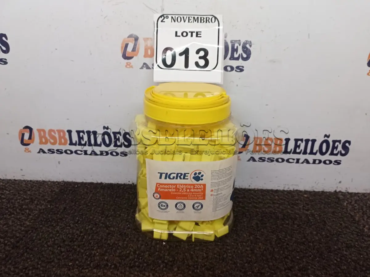 LOTE 013 - 01 POTE DE CONECTORES ELÉTRICOS 20ª AMARELO 2,5 A 4MM²(NOVO). (NO ESTADO) ATENÇÃO! FAZER A VISITAÇÃO ANTES DE ARREMATAR, NÃO SABEMOS SE FUNCIONA. LEILÃO NÃO TEM GARANTIA E NEM DEVOLUÇÃO, SUJEITO A POSSÍVEIS AVARIAS VISÍVEIS/OCULTAS E/OU AUSÊNCIA DE COMPONENTES.
