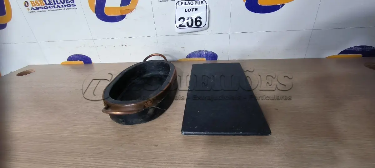 LOTE 206 - 01 TÁBUA DE PEDRA E 01 TRAVESSA DE PEDRA. (NO ESTADO) ATENÇÃO! FAZER A VISITAÇÃO ANTES DE ARREMATAR, NÃO SABEMOS SE FUNCIONA. LEILÃO NÃO TEM GARANTIA E NEM DEVOLUÇÃO, SUJEITO A POSSÍVEIS AVARIAS VISÍVEIS/OCULTAS E/OU AUSÊNCIA DE COMPONENTES.
