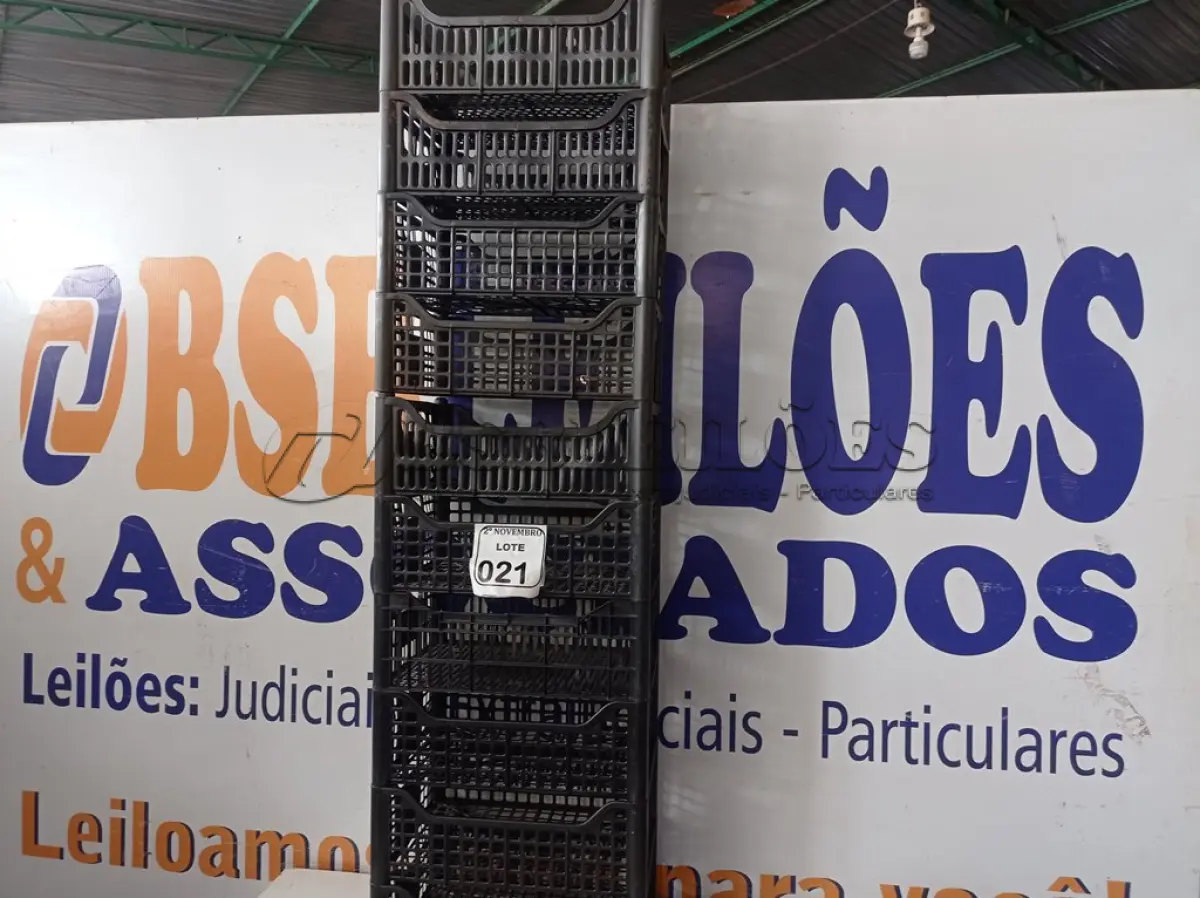 LOTE 021 - 10 CESTAS ORGANIZADORAS DE PLÁSTICO (NOVO). (NO ESTADO) ATENÇÃO! FAZER A VISITAÇÃO ANTES DE ARREMATAR, NÃO SABEMOS SE FUNCIONA. LEILÃO NÃO TEM GARANTIA E NEM DEVOLUÇÃO, SUJEITO A POSSÍVEIS AVARIAS VISÍVEIS/OCULTAS E/OU AUSÊNCIA DE COMPONENTES.