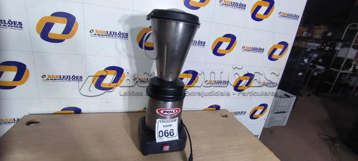 LOTE 066 - 01 LIQUIDIFICADOR INDUSTRIAL POLI. (NO ESTADO) ATENÇÃO! FAZER A VISITAÇÃO ANTES DE ARREMATAR, NÃO SABEMOS SE FUNCIONA. LEILÃO NÃO TEM GARANTIA E NEM DEVOLUÇÃO, SUJEITO A POSSÍVEIS AVARIAS VISÍVEIS/OCULTAS E/OU AUSÊNCIA DE COMPONENTES.