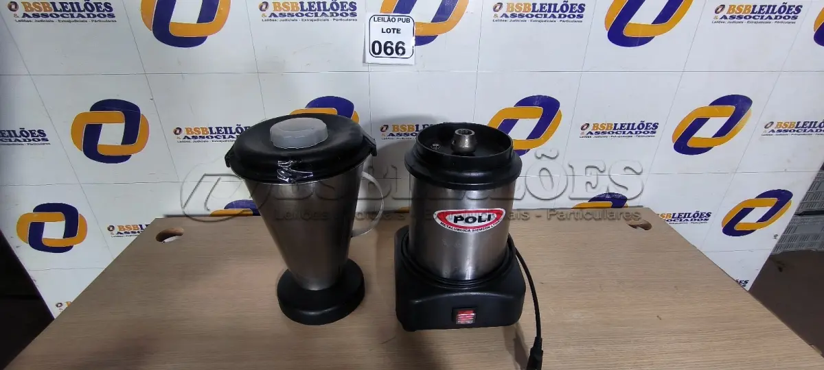 LOTE 066 - 01 LIQUIDIFICADOR INDUSTRIAL POLI. (NO ESTADO) ATENÇÃO! FAZER A VISITAÇÃO ANTES DE ARREMATAR, NÃO SABEMOS SE FUNCIONA. LEILÃO NÃO TEM GARANTIA E NEM DEVOLUÇÃO, SUJEITO A POSSÍVEIS AVARIAS VISÍVEIS/OCULTAS E/OU AUSÊNCIA DE COMPONENTES.