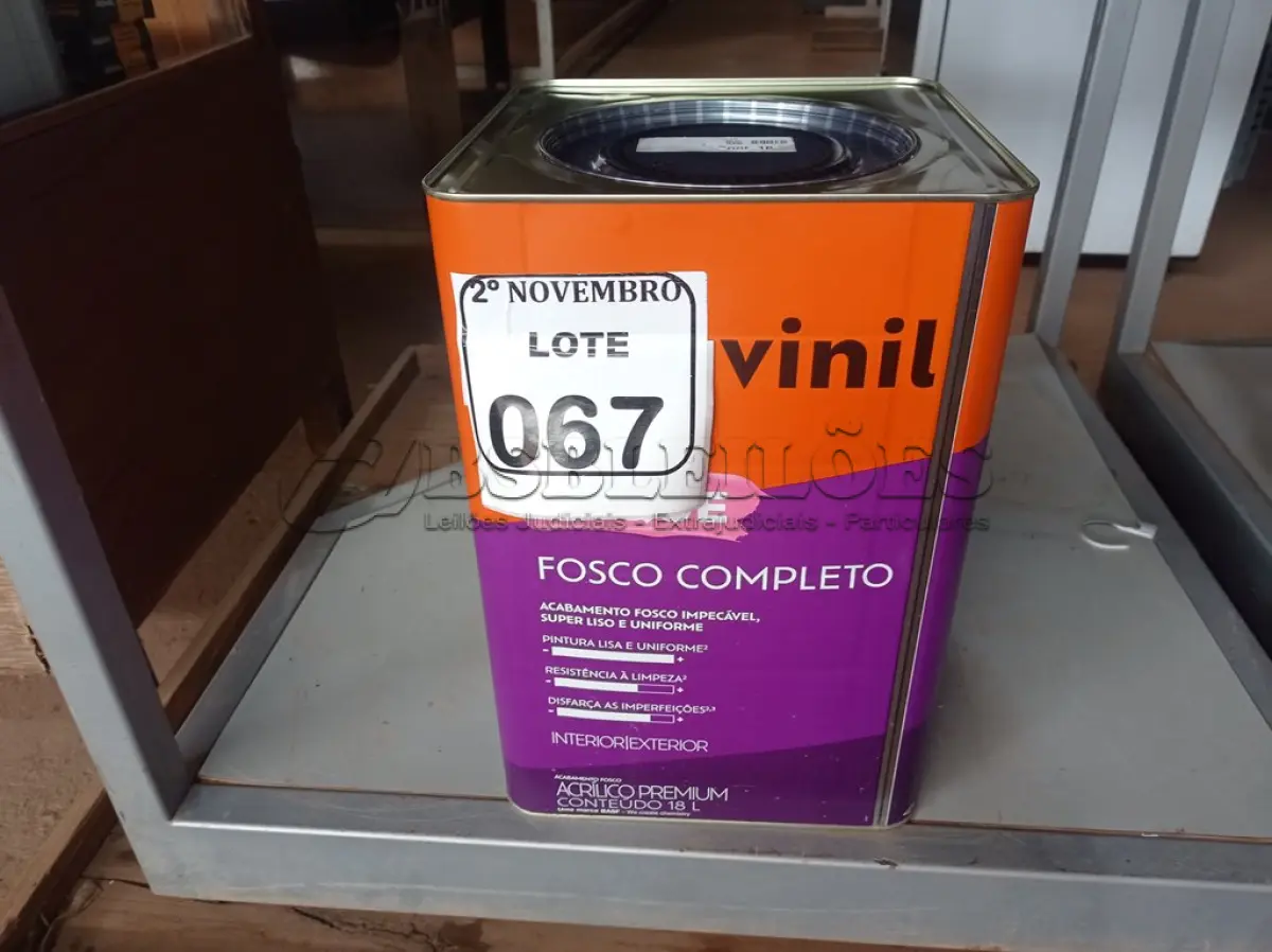 LOTE 067 - 01 LATA DE TINTA BRANCO NEVE FOSCO 18L INTERNA/EXTERNA SUVINIL (NOVO). (NO ESTADO) ATENÇÃO! FAZER A VISITAÇÃO ANTES DE ARREMATAR, NÃO SABEMOS SE FUNCIONA. LEILÃO NÃO TEM GARANTIA E NEM DEVOLUÇÃO, SUJEITO A POSSÍVEIS AVARIAS VISÍVEIS/OCULTAS E/OU AUSÊNCIA DE COMPONENTES.